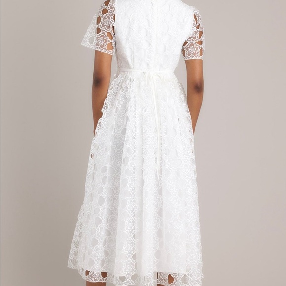 JUST ME LIFE’S PATHWAYS WHITE FLORAL EMBROIDERED MIDI FORMAL WEDDING DRESS - Picture 3 of 7